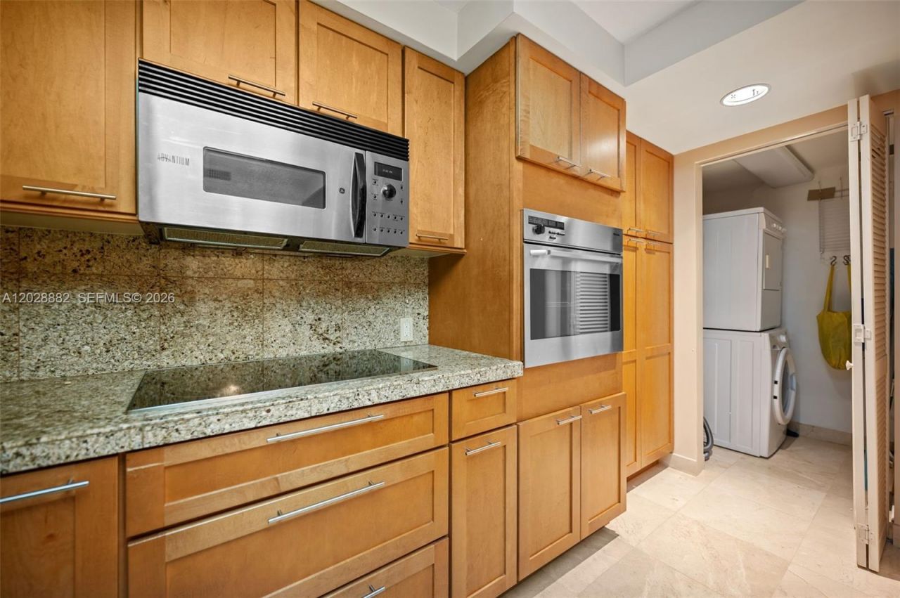 2901 S Bayshore Dr, Unit 6A, Coconut Grove, FL 33133 Photo