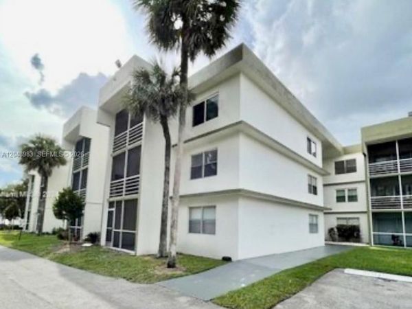 4255 N University Dr , Unit 304, Sunrise, FL 33351