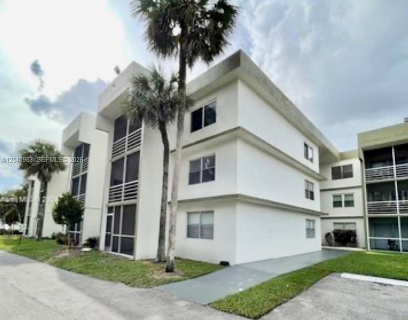 4255 N University Dr, Unit 304, Sunrise, FL 33351 Photo