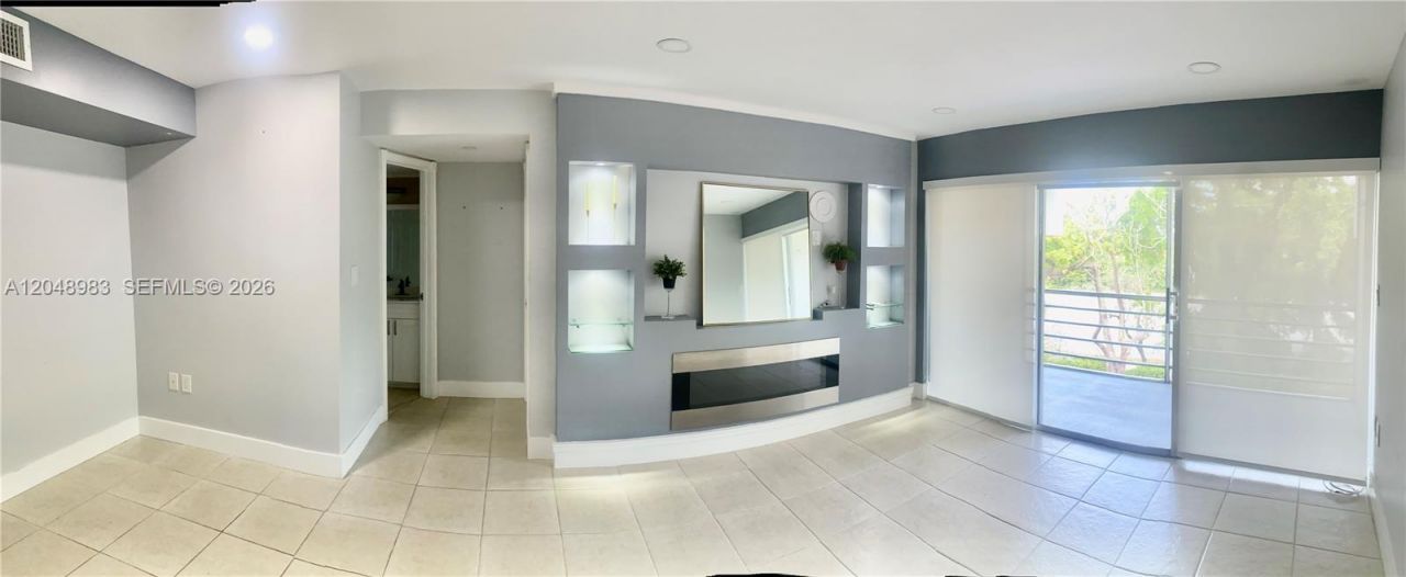 4255 N University Dr, Unit 304, Sunrise, FL 33351 Photo