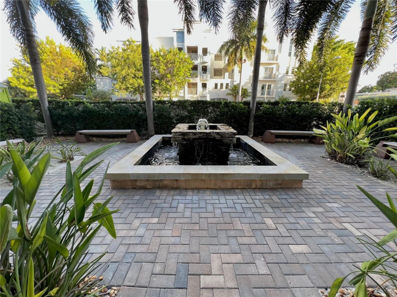 1045 10th St, Unit 902, Miami Beach, FL 33139 Photo
