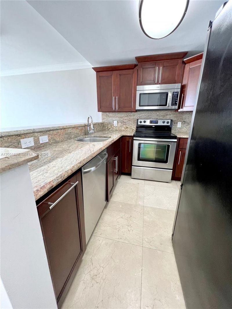 1045 10th St, Unit 902, Miami Beach, FL 33139 Photo