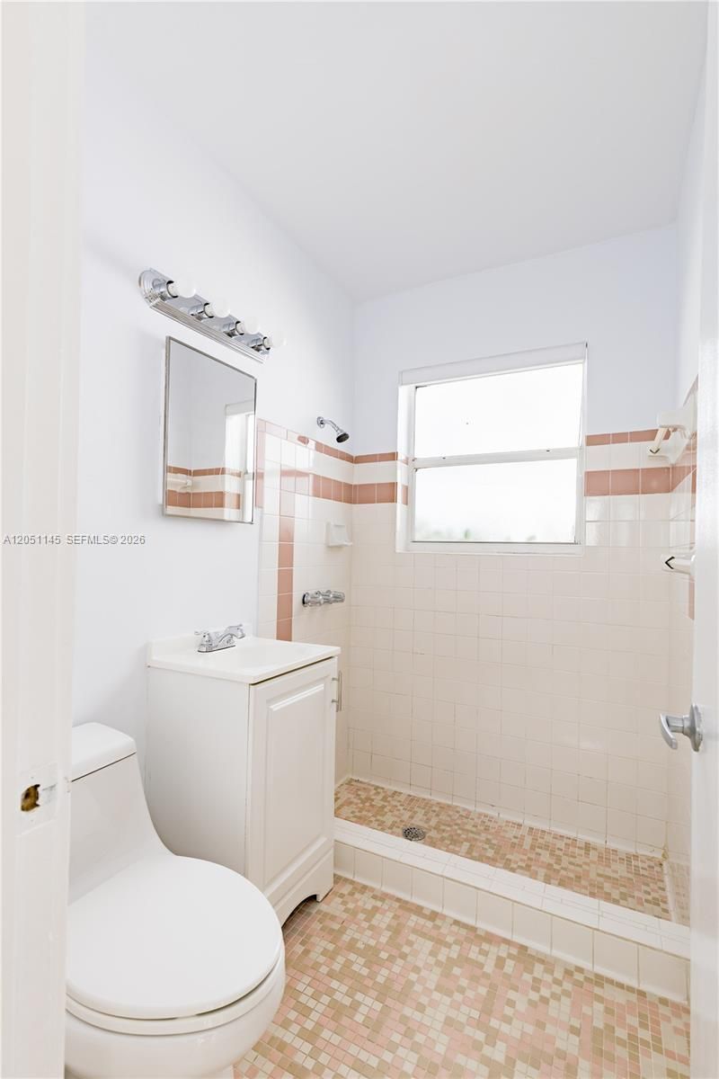 2825 SW 3rd Ave , Unit 4, Miami, FL 33129 Photo