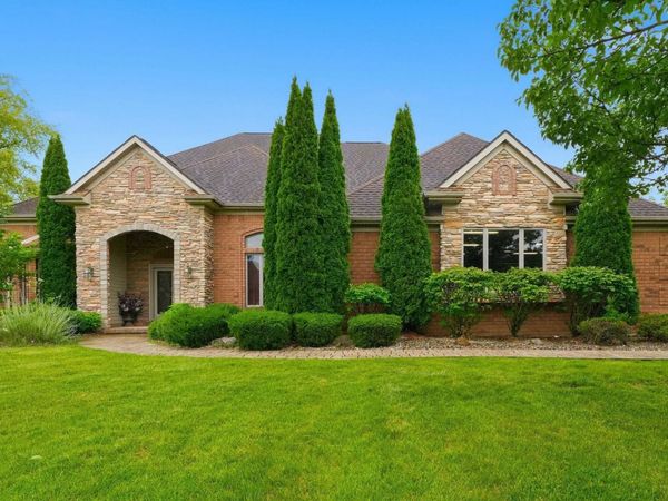 112 E Twin Eagles Boulevard, Fort Wayne, IN 46748