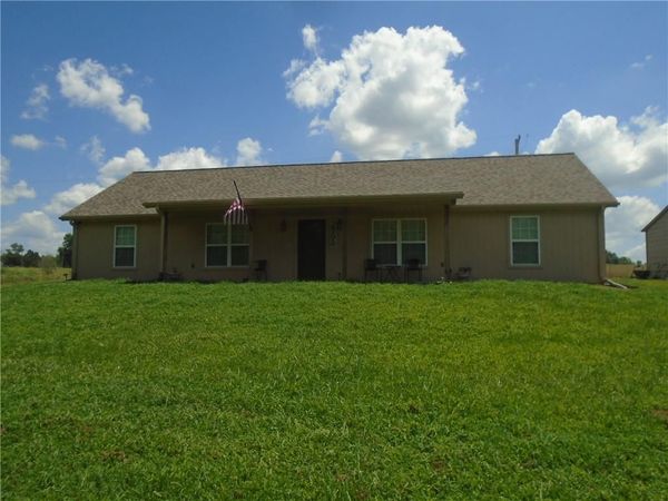 2898 BLUE BIRD Street, Odessa, MO 64076