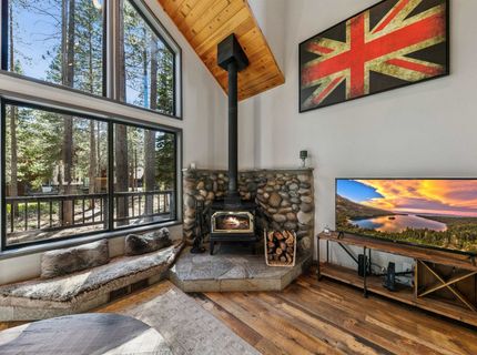 12212 Oslo Drive, Truckee, CA 96161 Photo