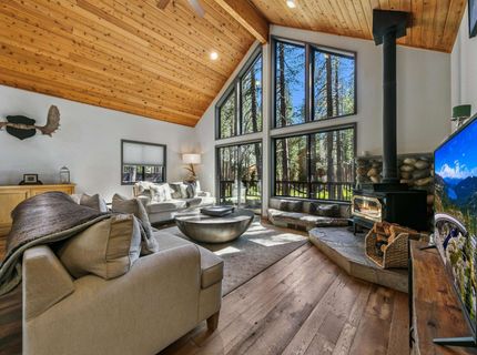 12212 Oslo Drive, Truckee, CA 96161 Photo