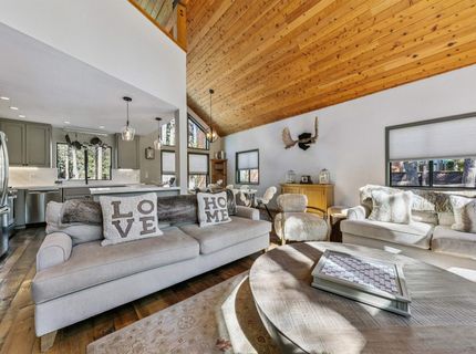 12212 Oslo Drive, Truckee, CA 96161 Photo