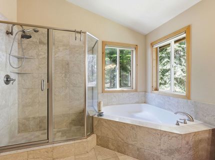 11642 Zermatt Drive, Truckee, CA 96161 Photo