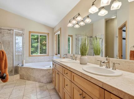 11642 Zermatt Drive, Truckee, CA 96161 Photo