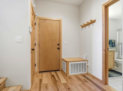 11642 Zermatt Drive, Truckee, CA 96161 Photo