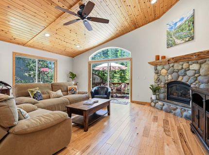 11642 Zermatt Drive, Truckee, CA 96161 Photo