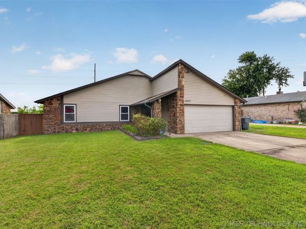 14057 S Poplar Place , Glenpool, OK 74033