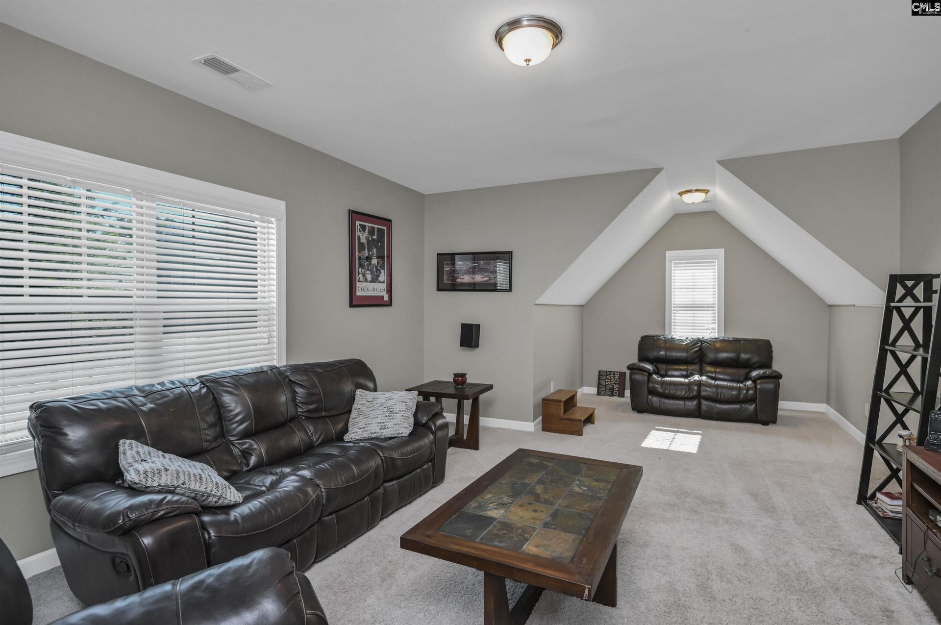 603 Riverdale Court  Photo 26