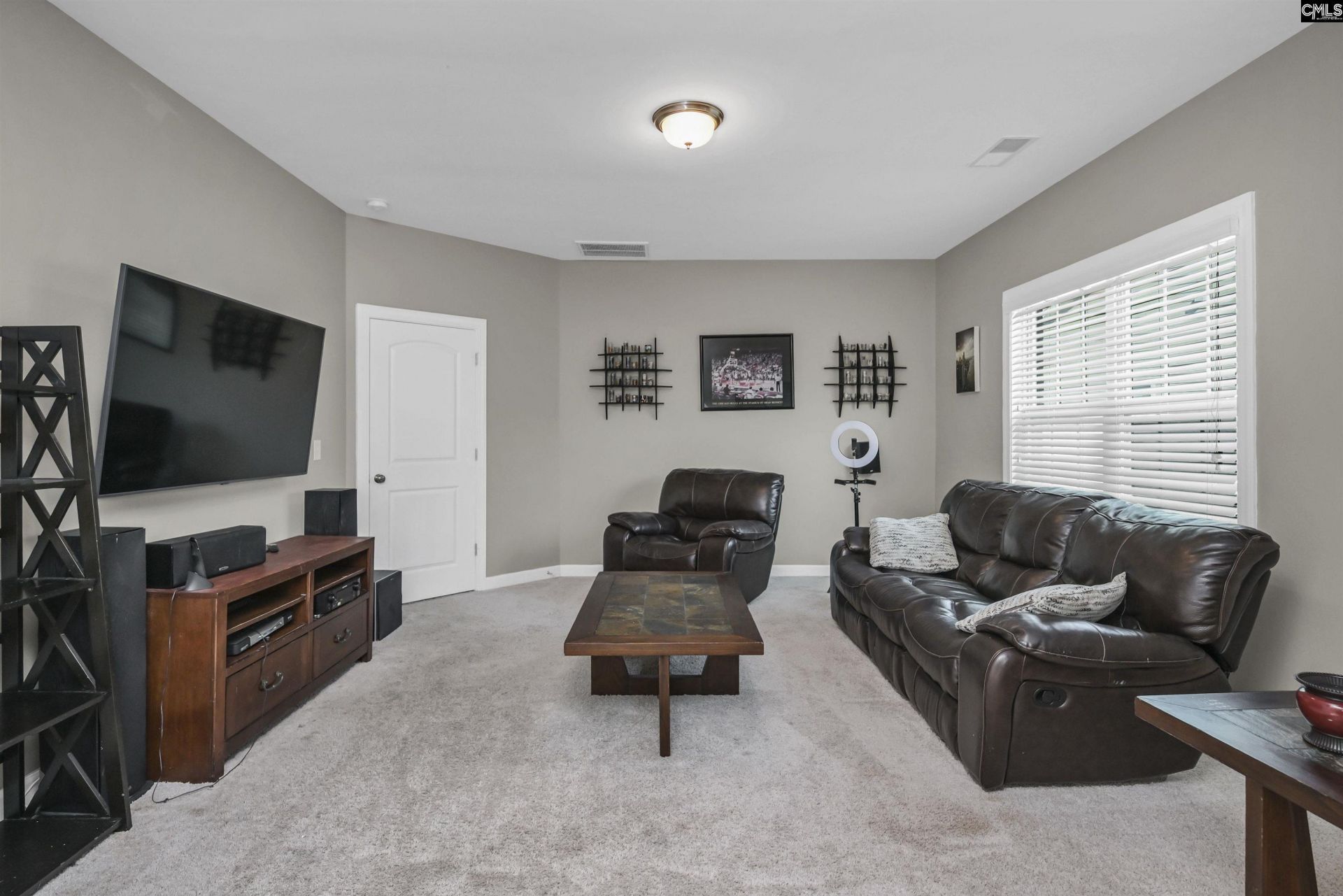 603 Riverdale Court  Photo 27
