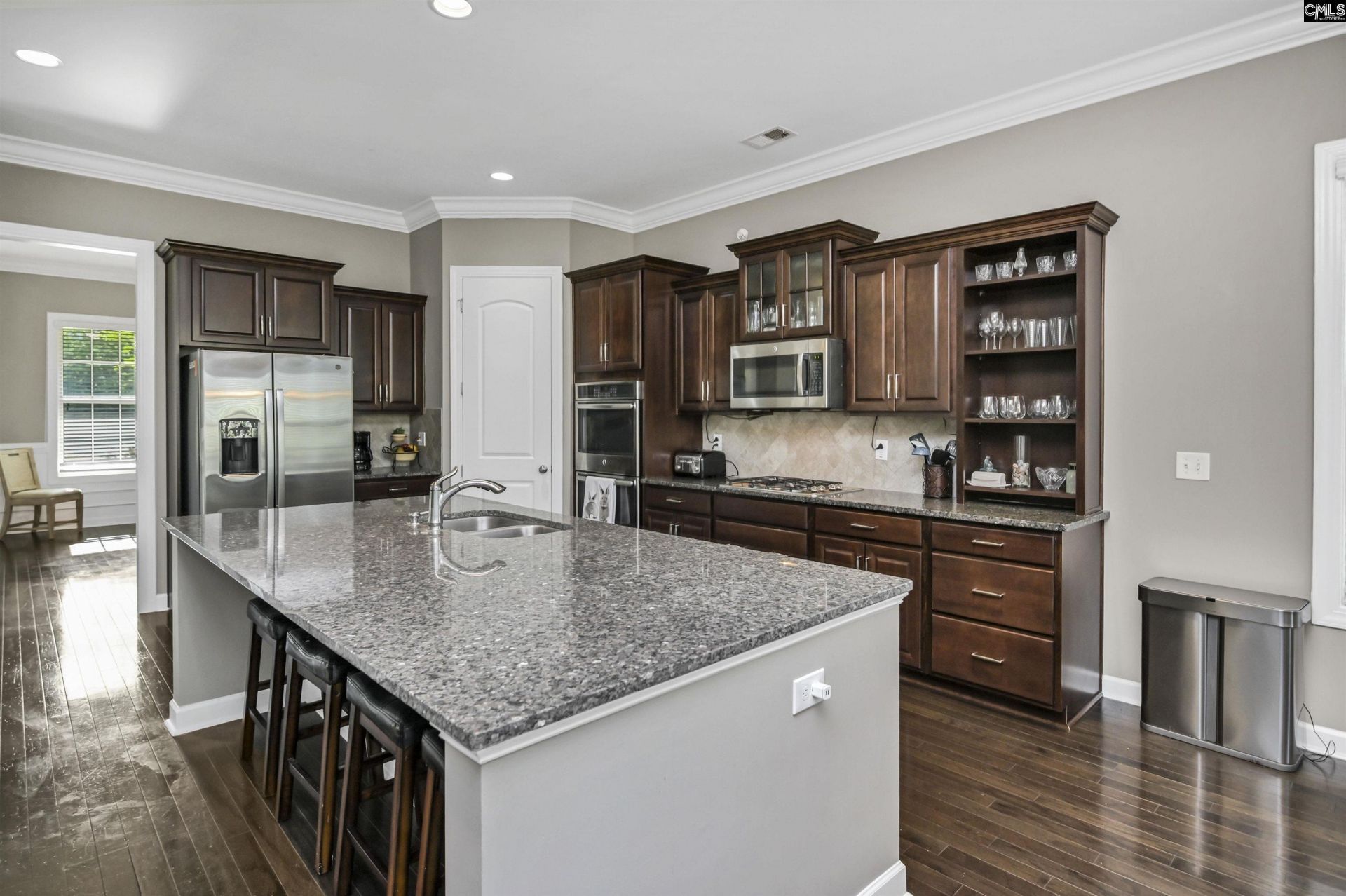603 Riverdale Court  Photo 8
