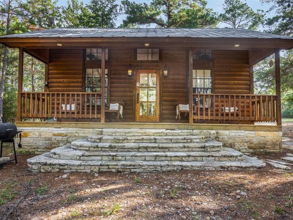 174 Highland TRL, La Grange, TX 78945