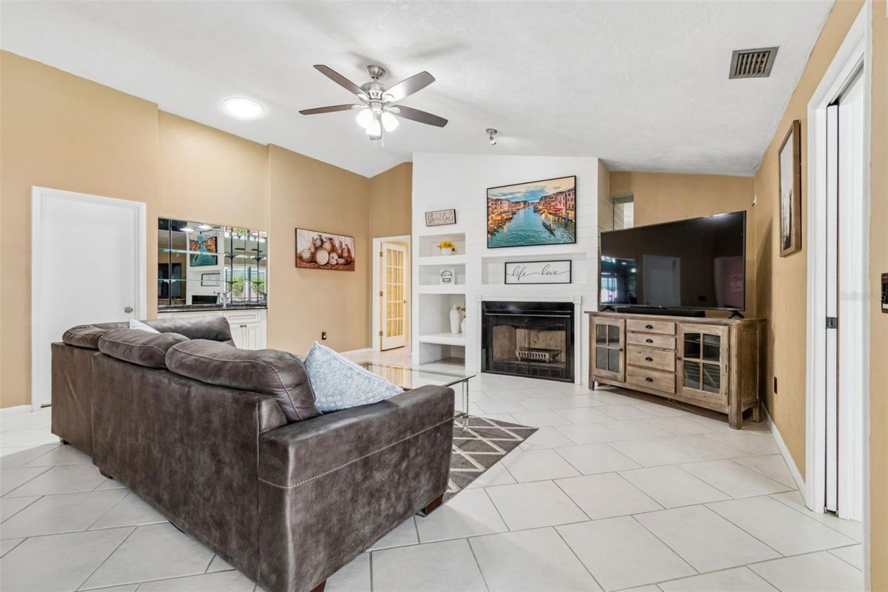 1563 Misty Plateau Trail , Clearwater, FL 33765 Photo