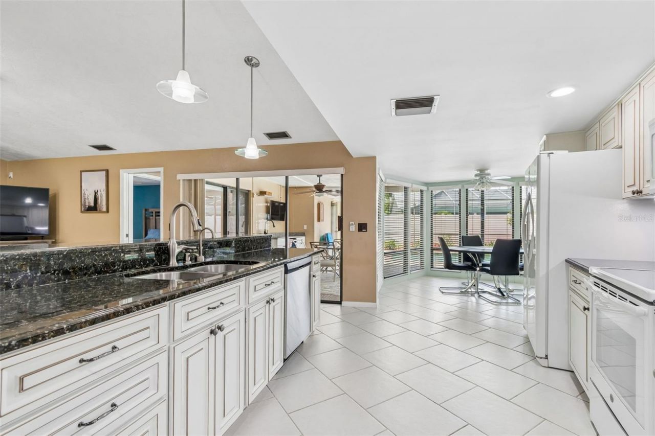 1563 Misty Plateau Trail , Clearwater, FL 33765 Photo