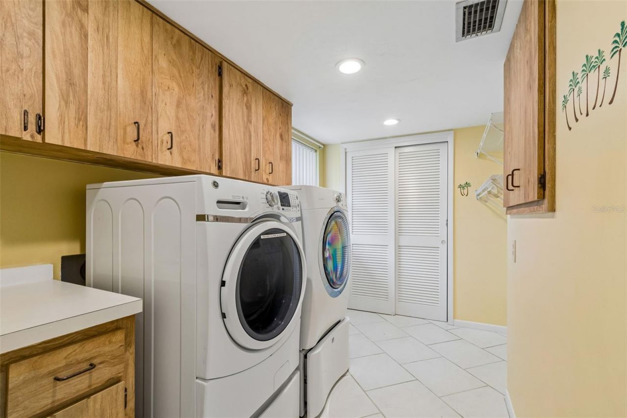 1563 Misty Plateau Trail , Clearwater, FL 33765 Photo