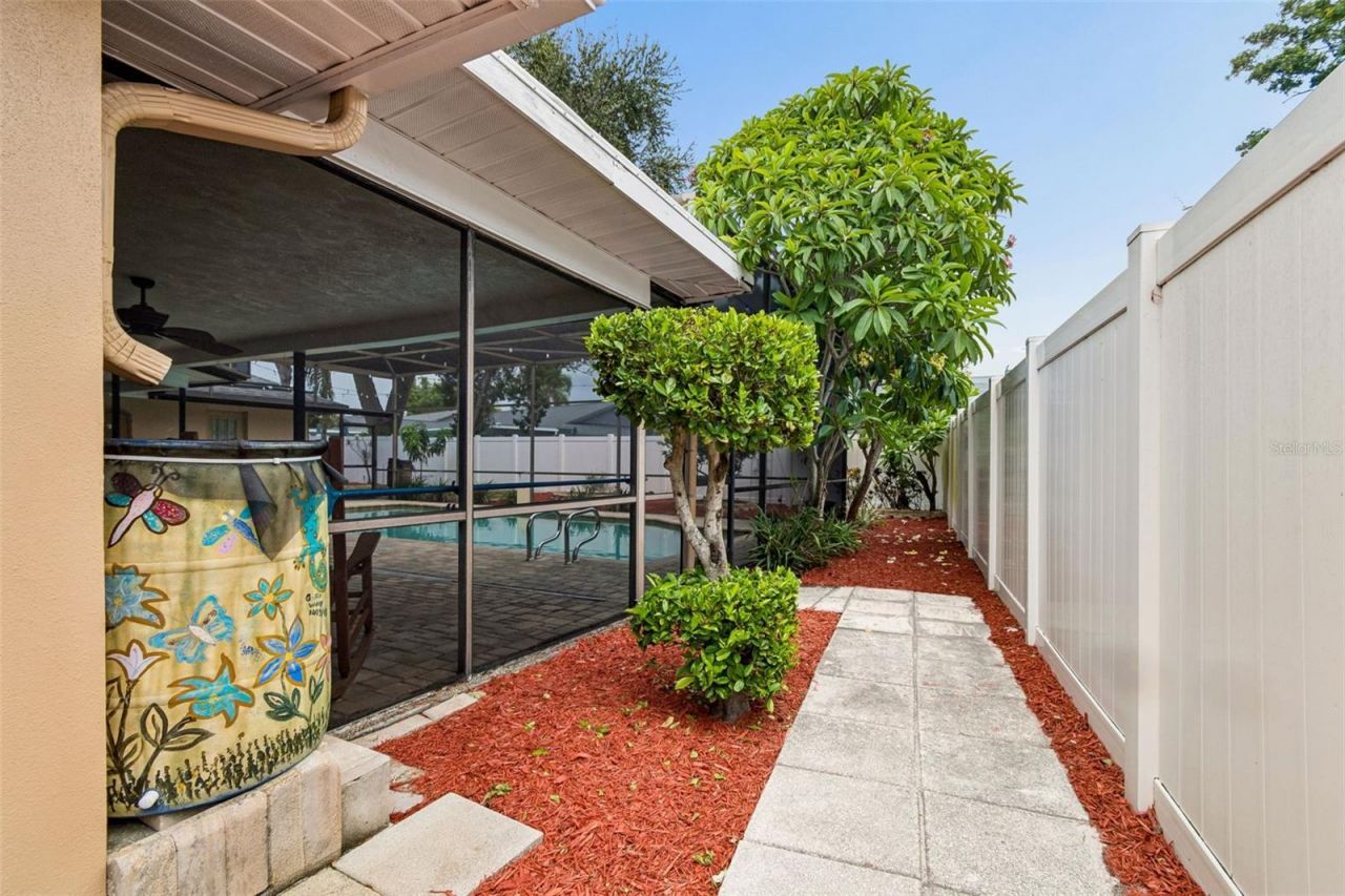 1563 Misty Plateau Trail , Clearwater, FL 33765 Photo