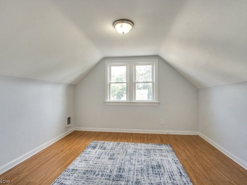 15711 Grovewood Avenue, Cleveland, OH 44110 Photo 13