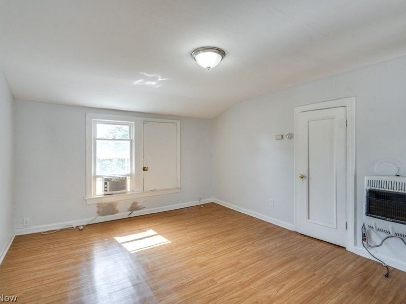15711 Grovewood Avenue, Cleveland, OH 44110 Photo 14