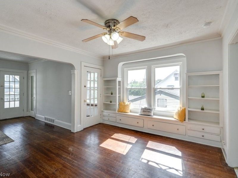 15711 Grovewood Avenue, Cleveland, OH 44110 Photo 7