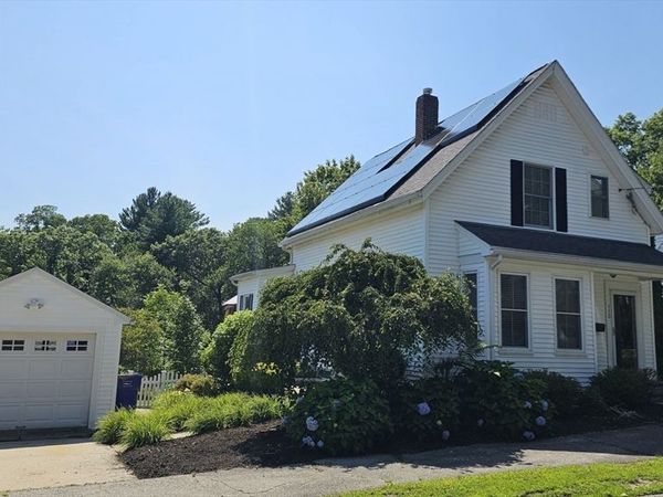 112 Dutcher St, Hopedale, MA 01747
