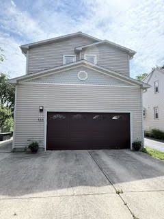 425 S Linden Avenue, Westmont, IL 60559