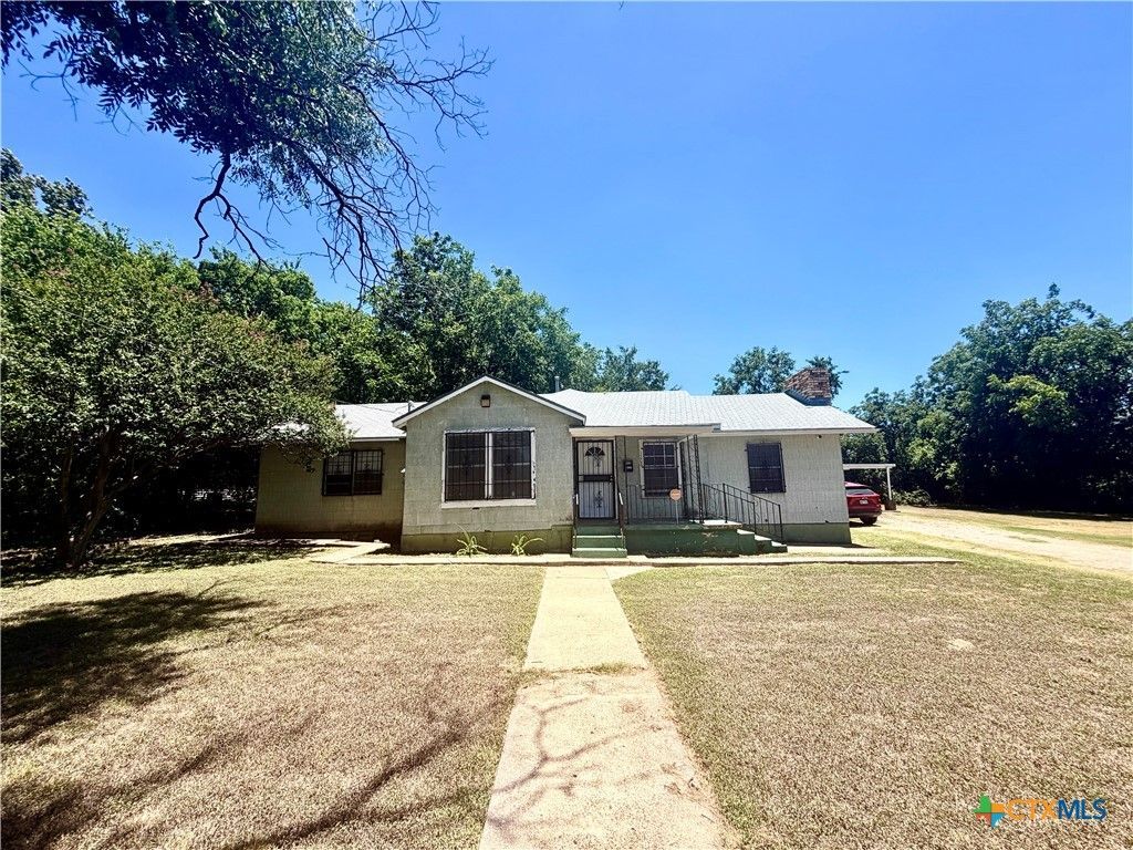 1208 N College Street, Killeen, TX 76541 Main Photo