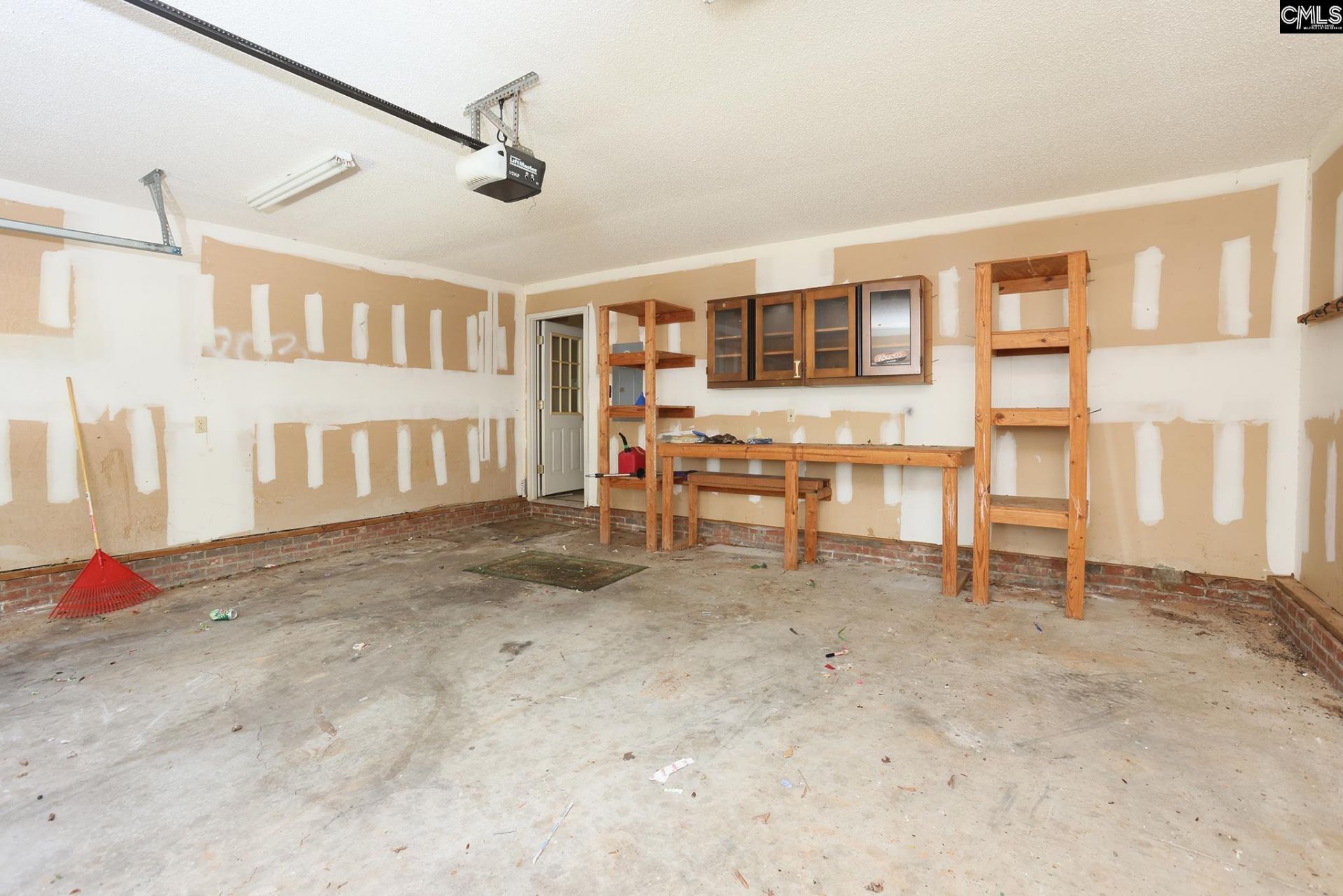 417 Saddlebrooke Road  Photo 14