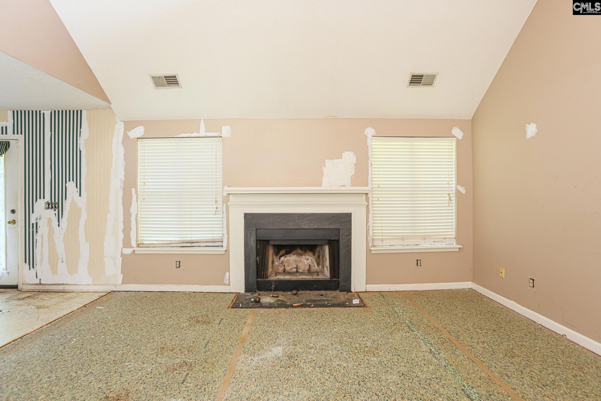 417 Saddlebrooke Road  Photo 17