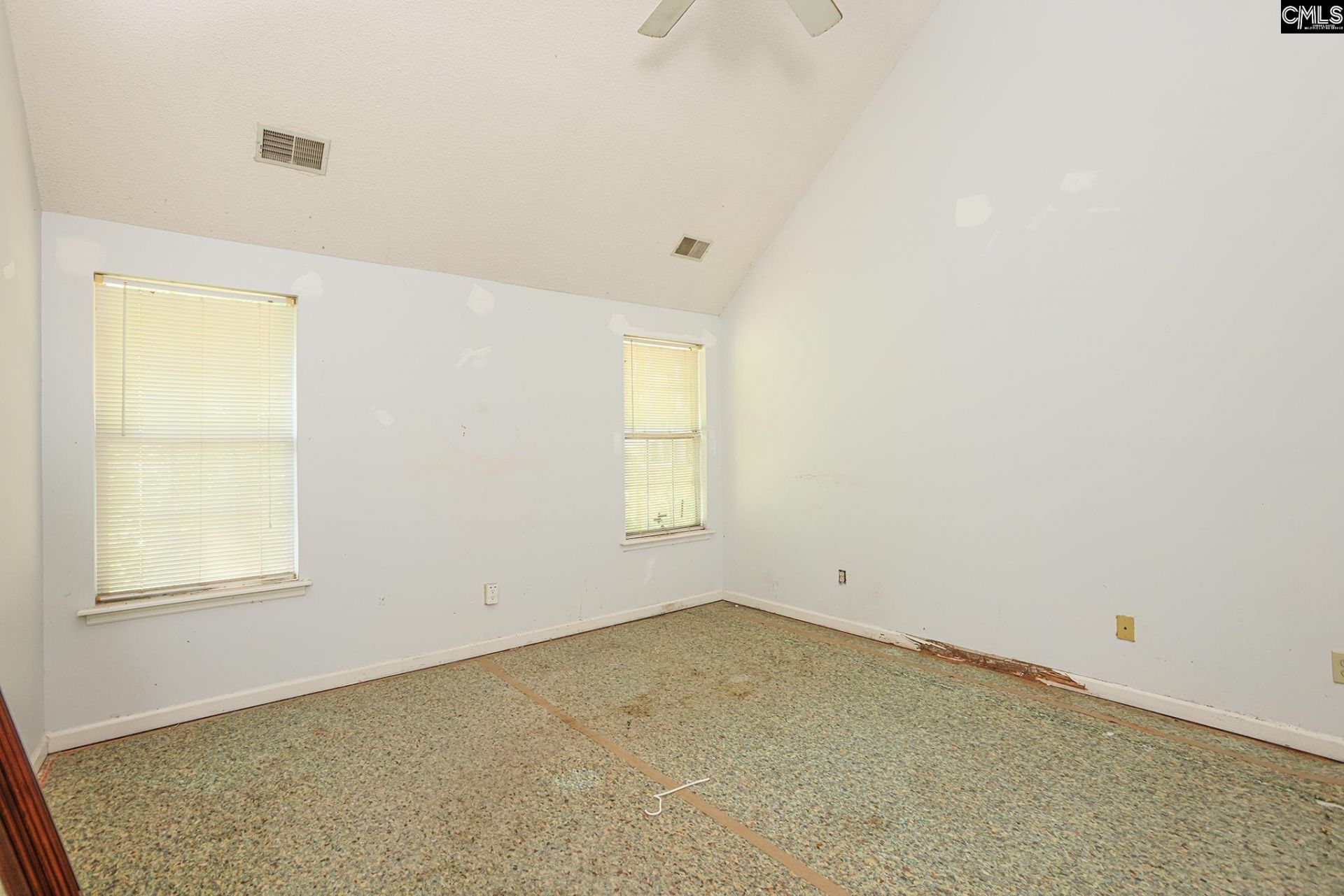 417 Saddlebrooke Road  Photo 20