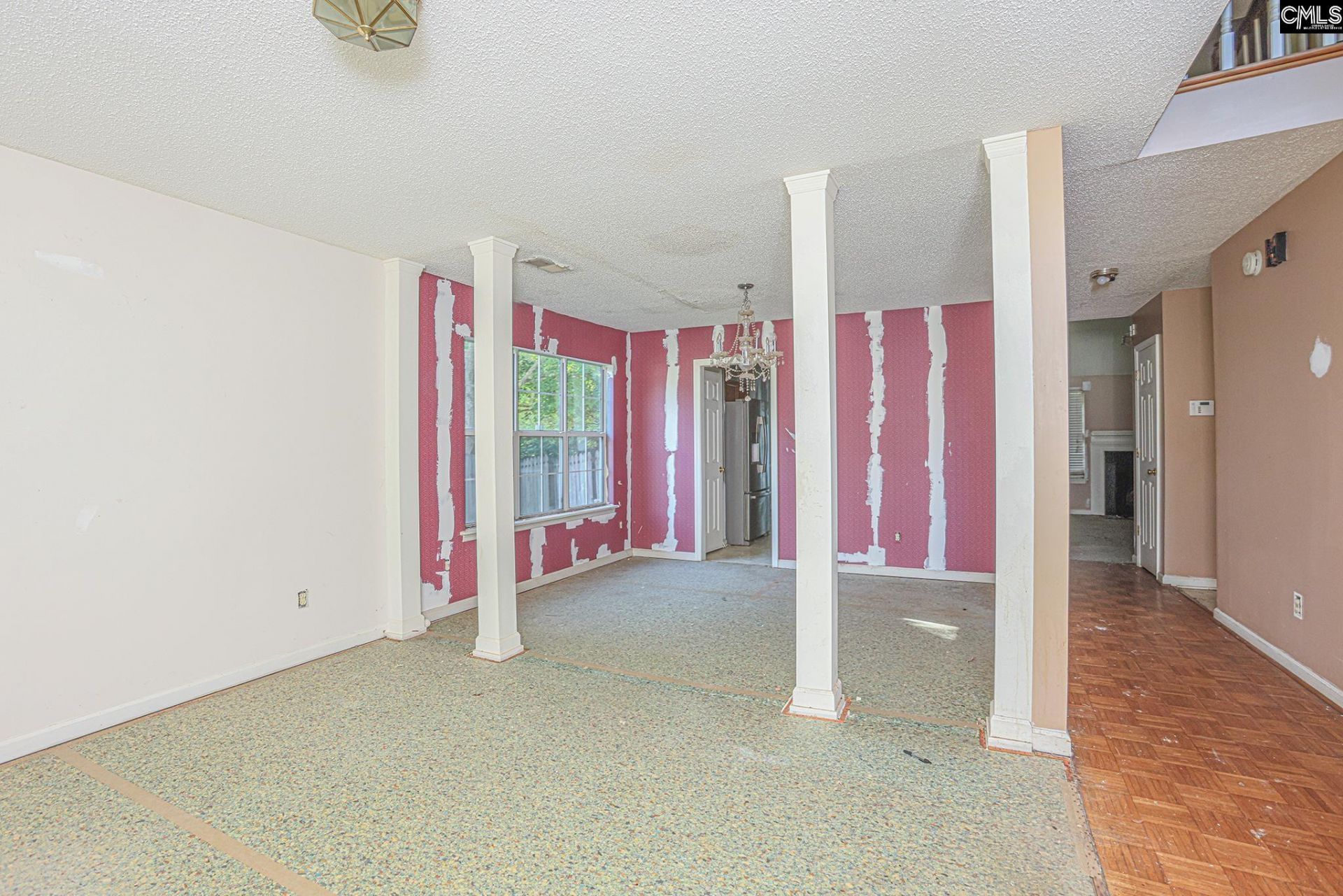 417 Saddlebrooke Road  Photo 32