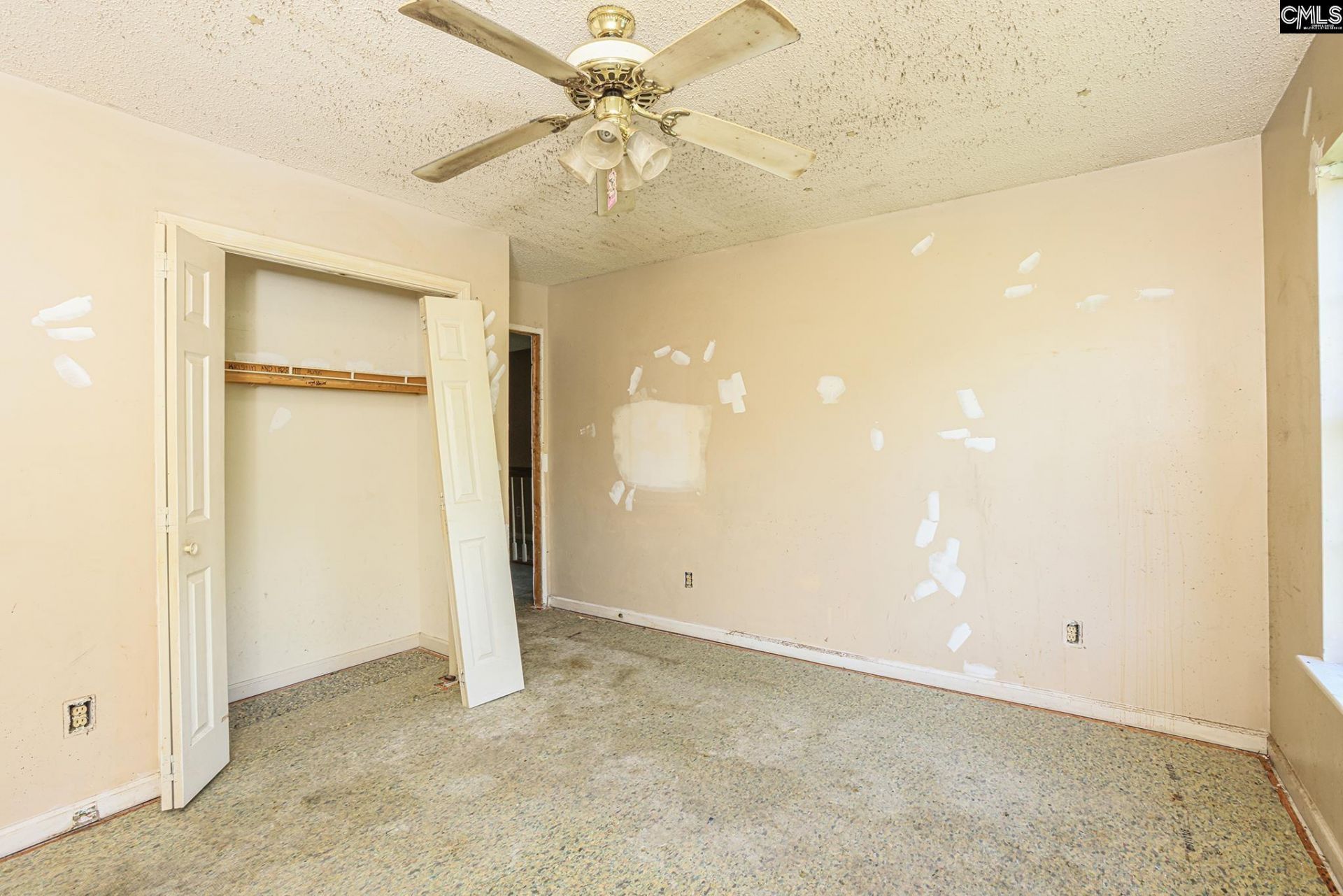 417 Saddlebrooke Road  Photo 5