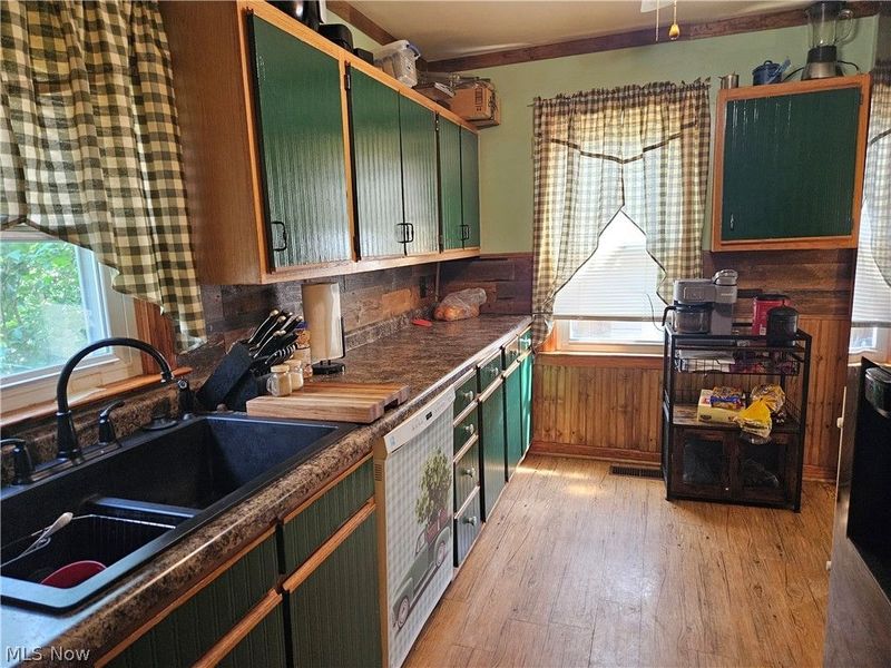 1555 Hay Avenue, Coshocton, OH 43812 Photo 3