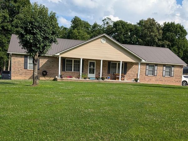 175 Locksley Circle, Crossville, TN 38555