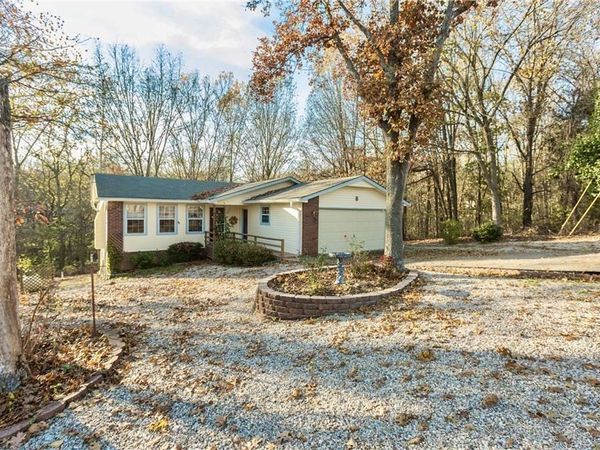 8 Quantock Hills Lane , Bella Vista, AR 72715