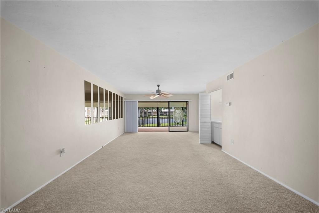 195 Cypress Way E, Unit 8, Naples, FL 34110 Photo