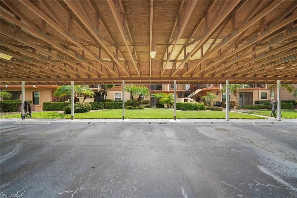 195 Cypress Way E, Unit 8, Naples, FL 34110 Photo