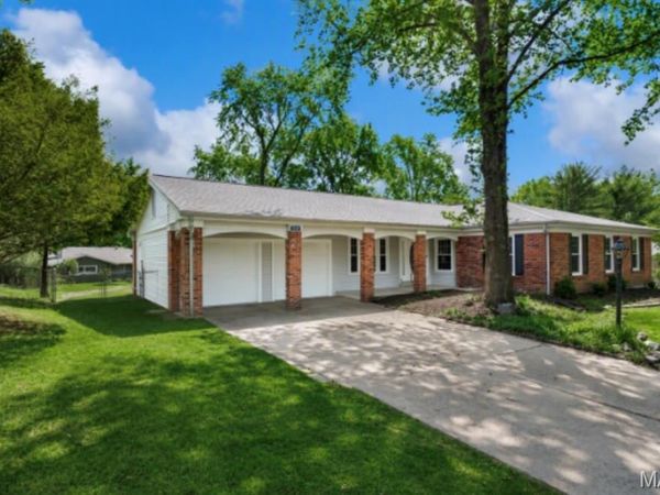1944 Pepperrell Drive, St Louis, MO 63146
