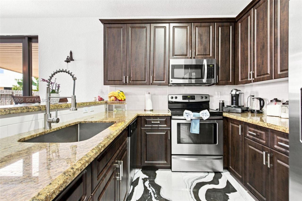 13650 SW 272nd Ter , Homestead, FL 33032 Photo