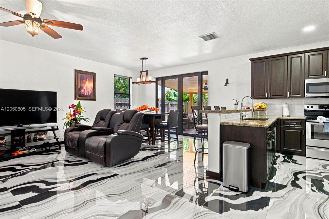 13650 SW 272nd Ter , Homestead, FL 33032 Photo