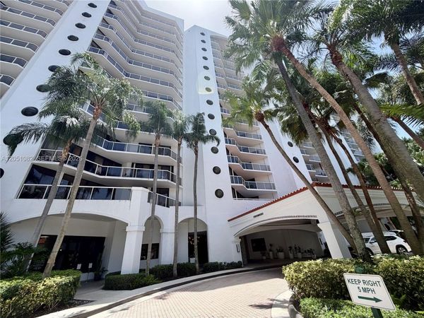 3610 Yacht Club Dr , Unit 602, Aventura, FL 33180