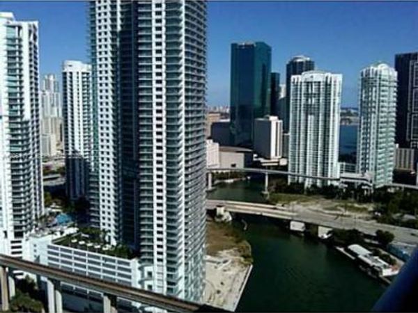 185 SW 7 ST, Unit 3105, Miami, FL 33130