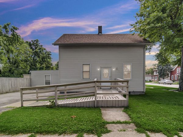 716 4th Street, La Porte, IN 46350
