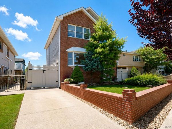 124 Reid Ave , Staten Island, NY 10305