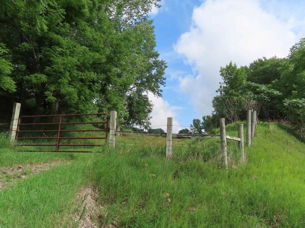 6007 Gordon Drive, Sioux City, IA 51106