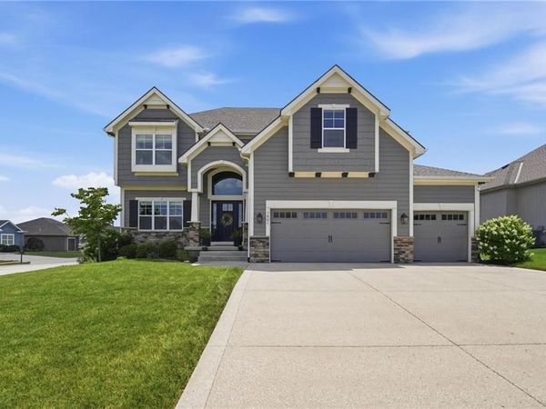 1801 NW 95th Street, Kansas City, MO 64155